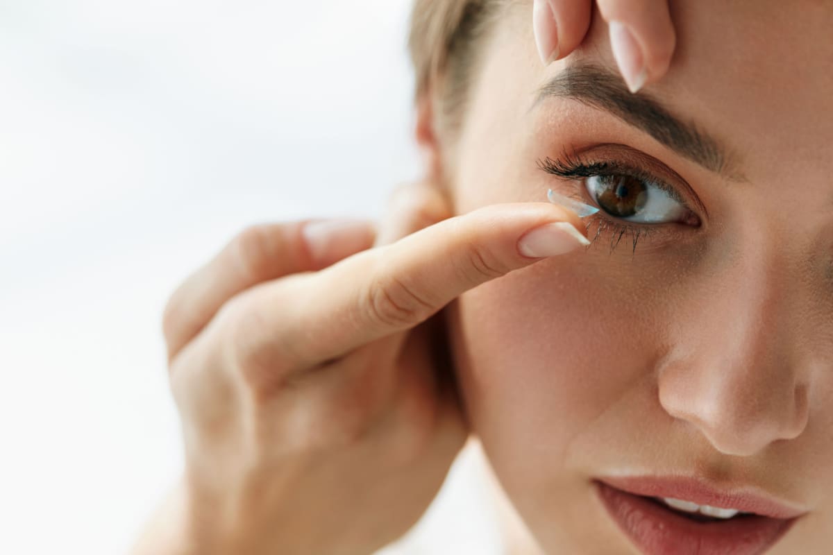 Opti Contacts Reviews: Are They Worth It?